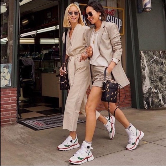 Chloe Sonnie Leather White Sneakers - Picture 16 of 16